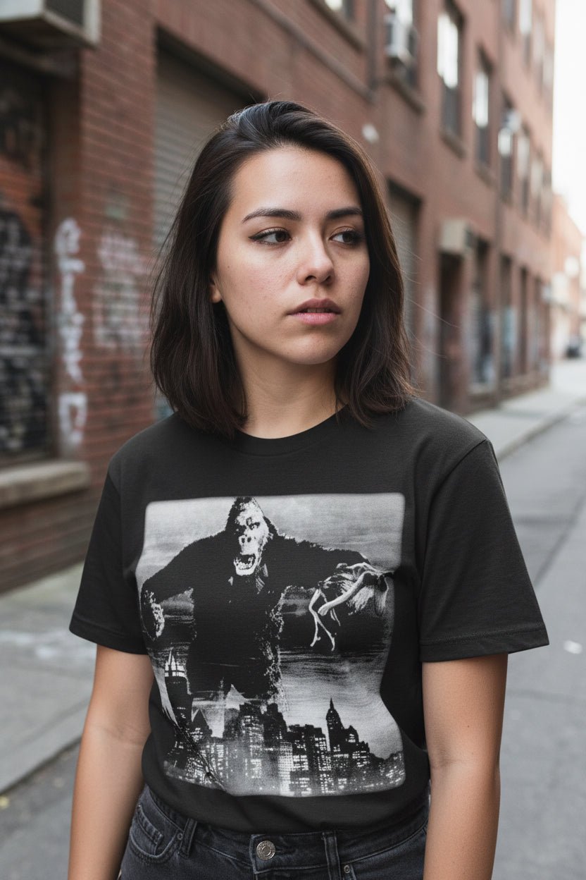 T-Shirt - King Kong Shirt | Unisex Heavy Cotton - Gildan 5000 | Horror, Retro & Vintage | Punk from Crypto Zoo Tees