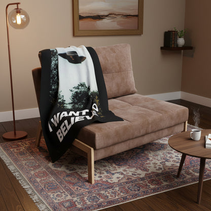 I Want to Believe UFO Blanket | Woven, Fleece, Velveteen Throw | Alien & UFO | Home Decor