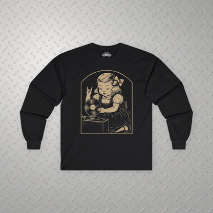 Metal Vinyl Girl Record Player | Graphic Apparel | Music | Metal | T-shirt