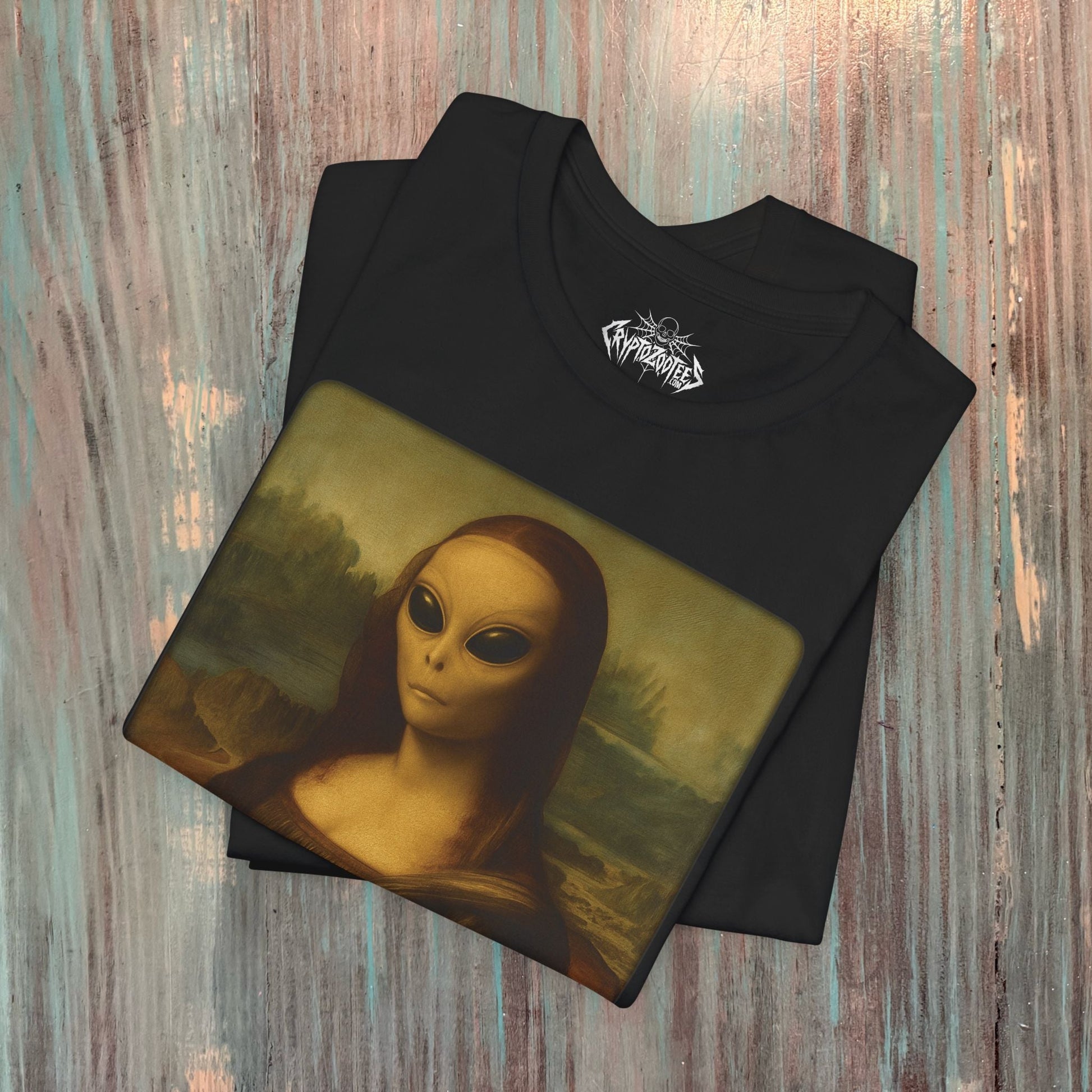 T-Shirt - Alien Mona Lisa Shirt | Light Fitted - Unisex Bella+Canvas 3001 | Alien & UFO, Art & Artists, Funny | Psychedelic from SHIRT MONSTERS