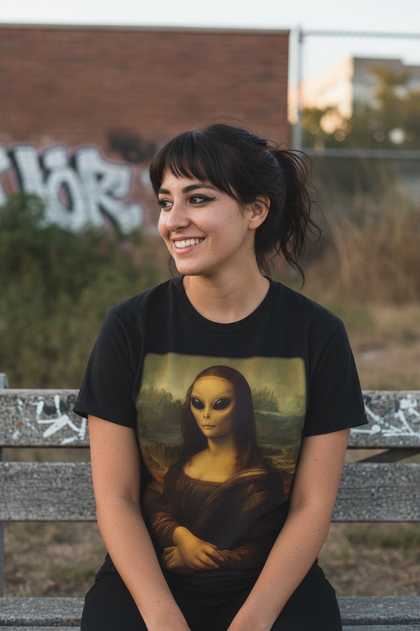 T-Shirt - Alien Mona Lisa Shirt | Light Fitted - Unisex Bella+Canvas 3001 | Alien & UFO, Art & Artists, Funny | Psychedelic from SHIRT MONSTERS