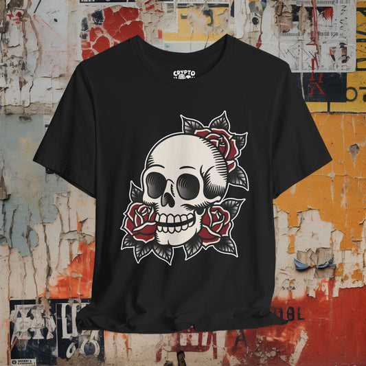 T-Shirt - Old School Skull and Roses Shirt American Traditional Tattoo T-Shirt Vintage Skull Graphic Tee Gift for Tattoo Lovers Classic Ink Style from Crypto Zoo Tees